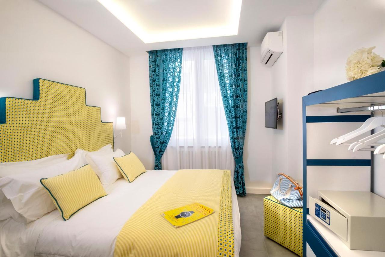 Yourhome - Unica Luxury Apartment Castellammare di Stabia Exteriör bild