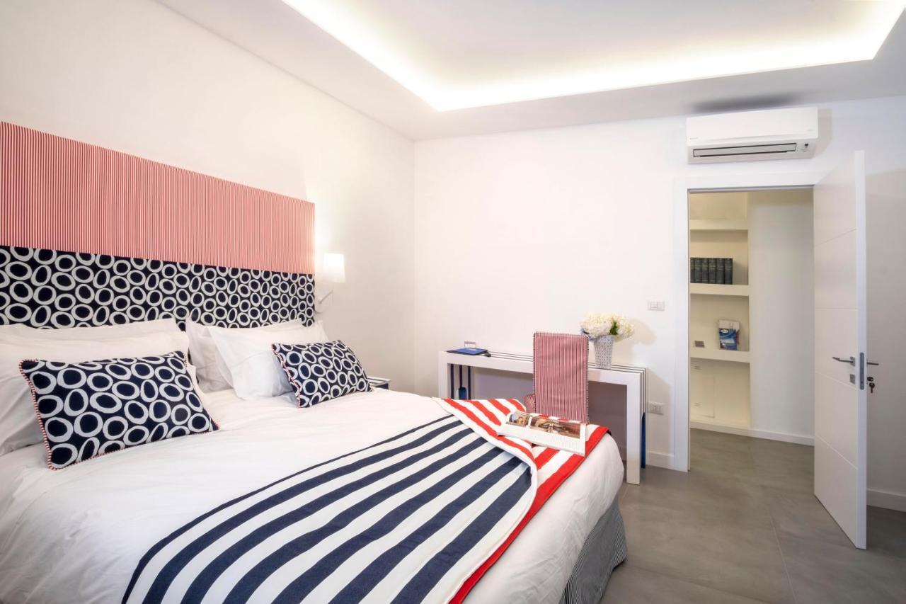 Yourhome - Unica Luxury Apartment Castellammare di Stabia Exteriör bild