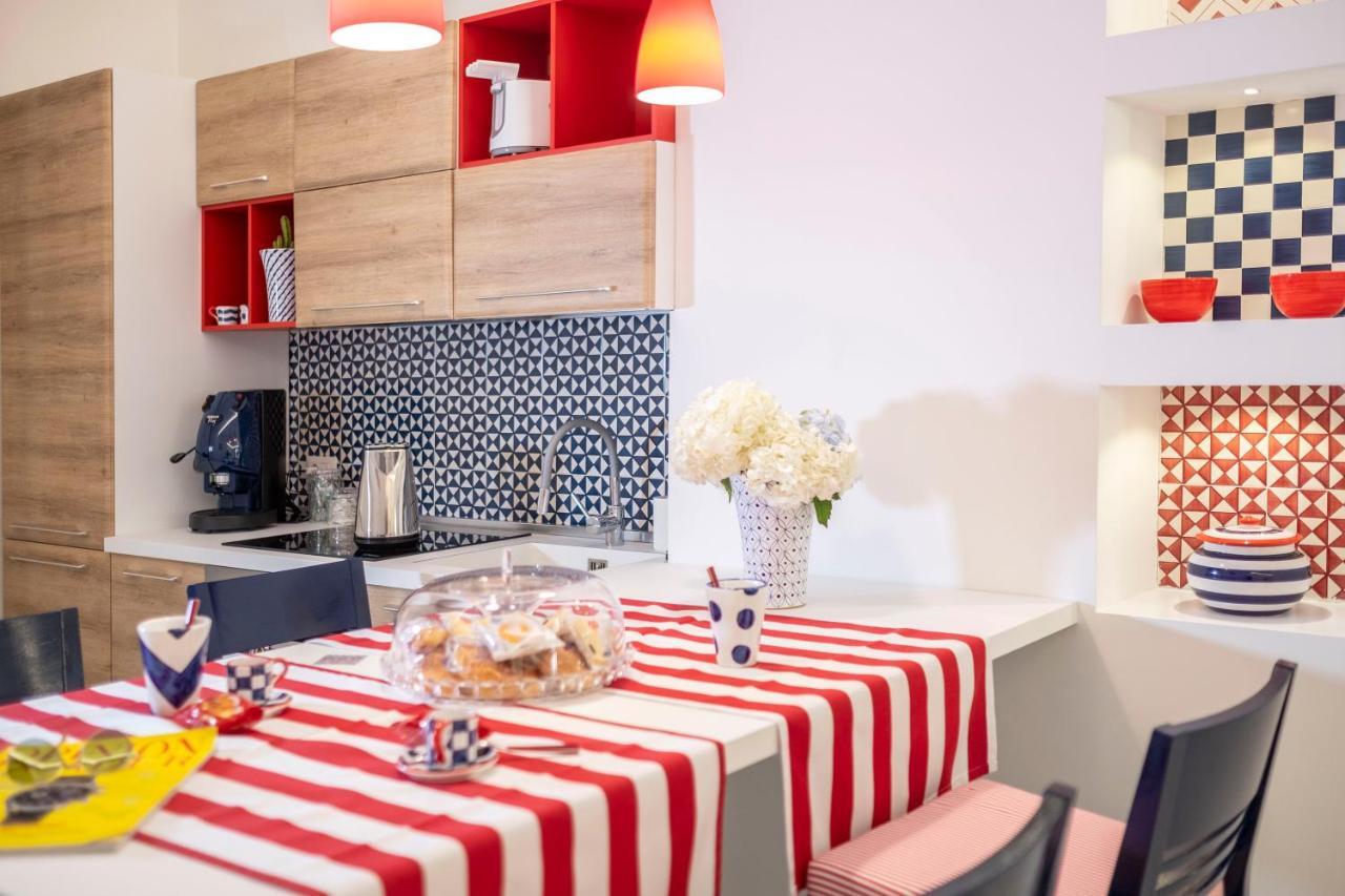 Yourhome - Unica Luxury Apartment Castellammare di Stabia Exteriör bild